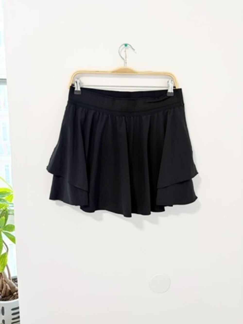 Lululemon Black Layered Workout Skirt Size 10